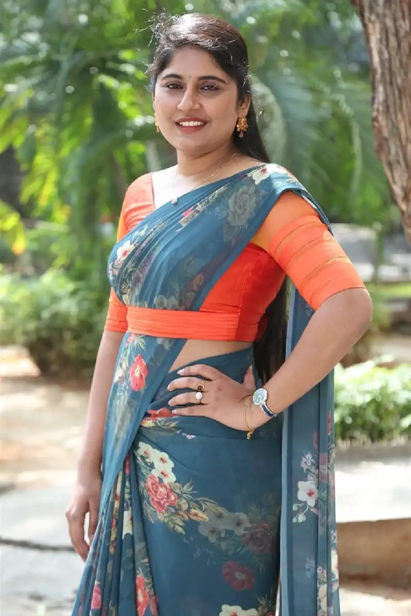 SONIA CHOWDARY STILLS IN SOUTH INDIAN BLUE SAREE 13